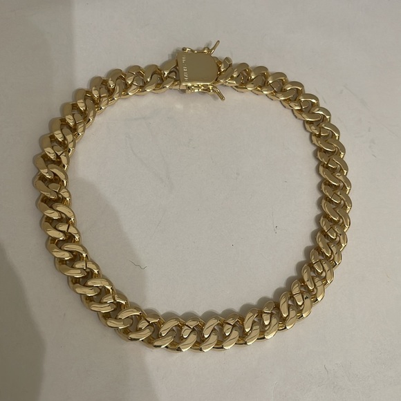 Amy Shehab Cuban Link Necklace - Picture 4 of 6